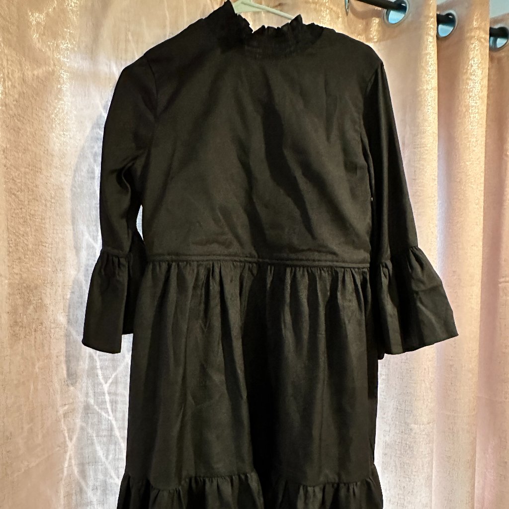 Alice + Olivia Aislyn Flutter-Sleeve Tiered Mini Dress - Size 2